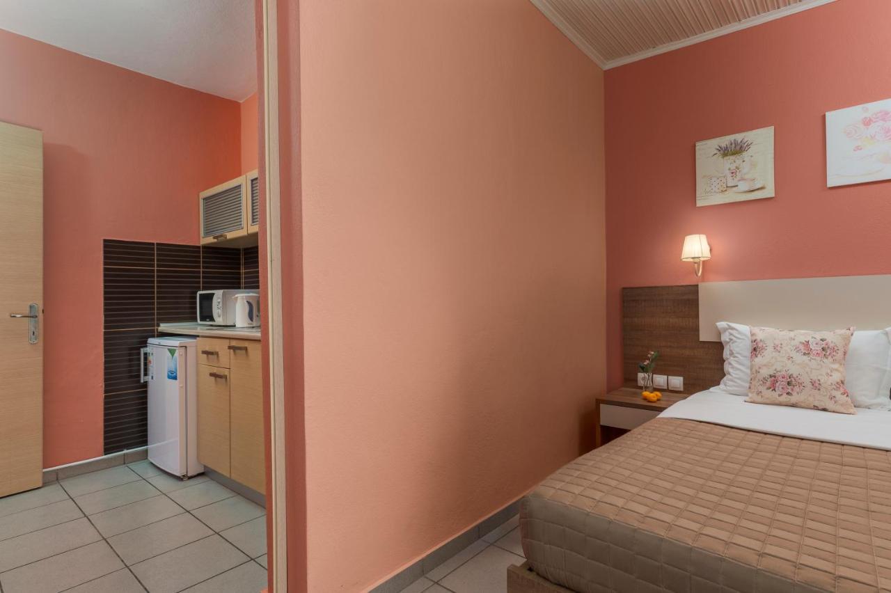Ouzas Luxury Hotel Olympiakí Aktí