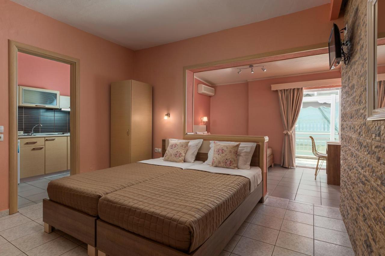 Ouzas Luxury Hotel