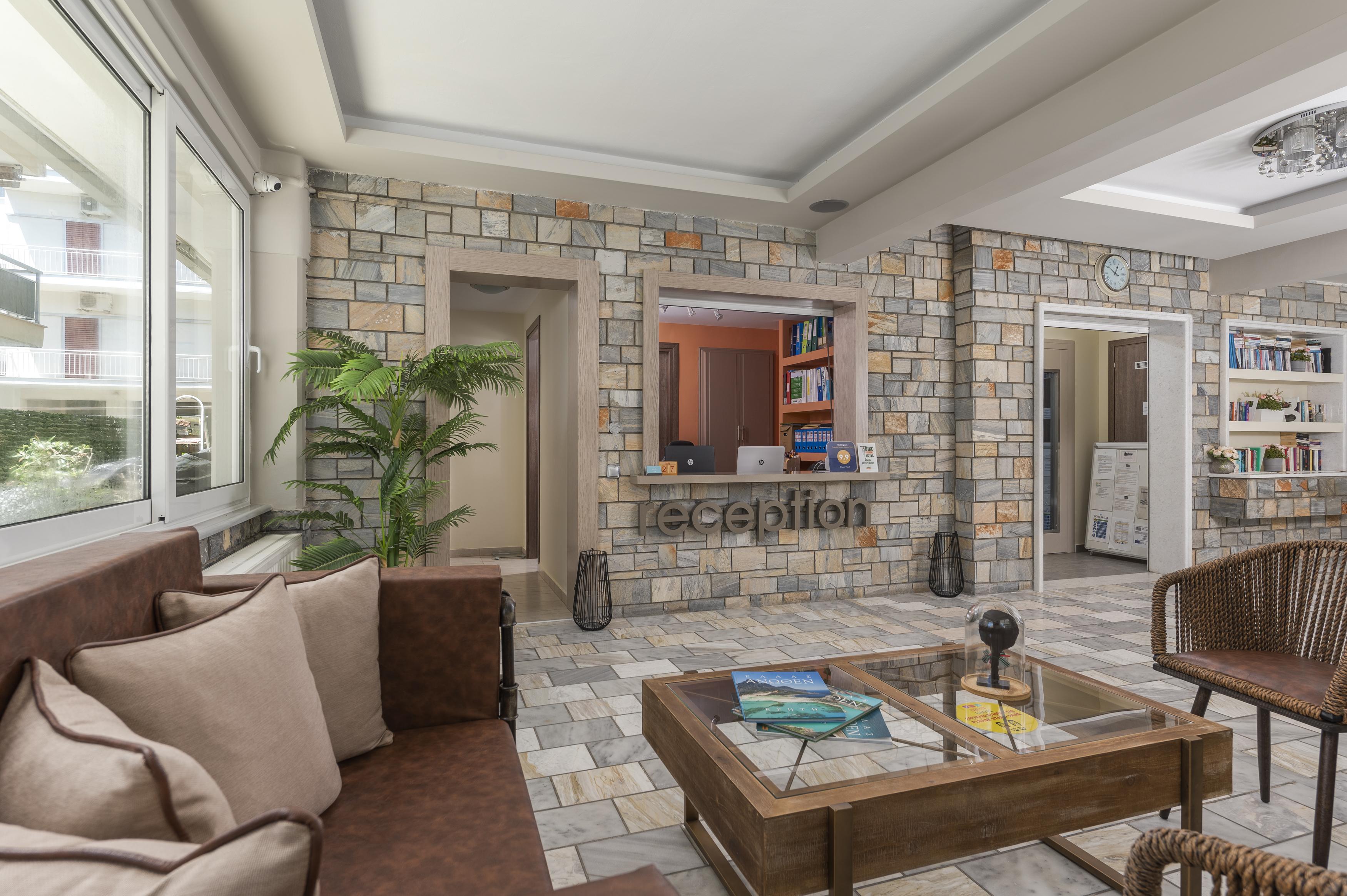 Hotel Ouzas Luxury Olympiakí Aktí